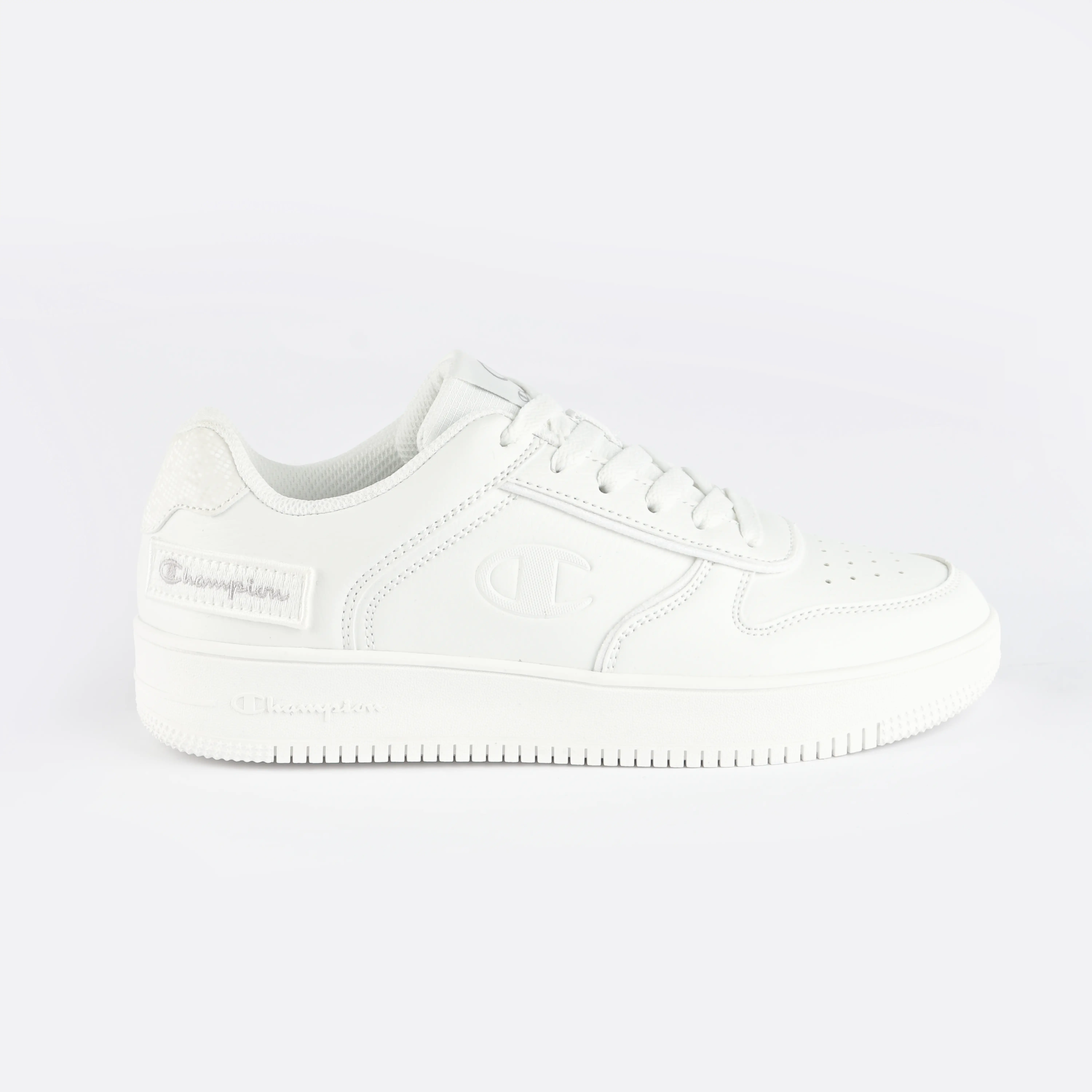 champion-bonny-white